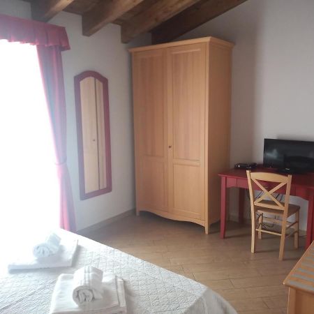 Rosa Dei Venti Hotel Provaglio d'Iseo Buitenkant foto